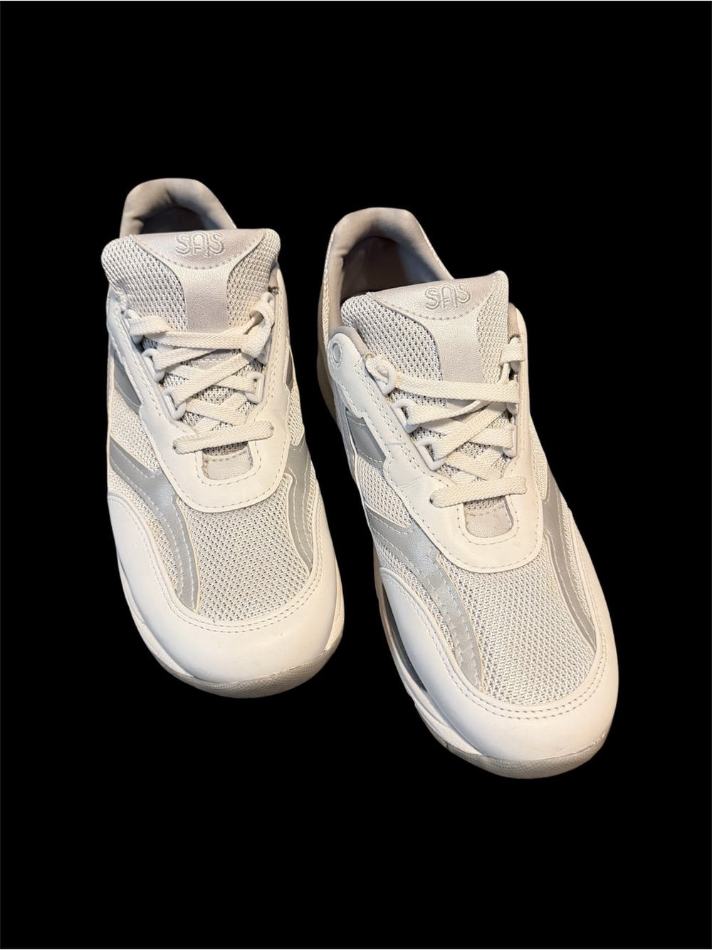 SAS Women's White and Light Gray Sneakers